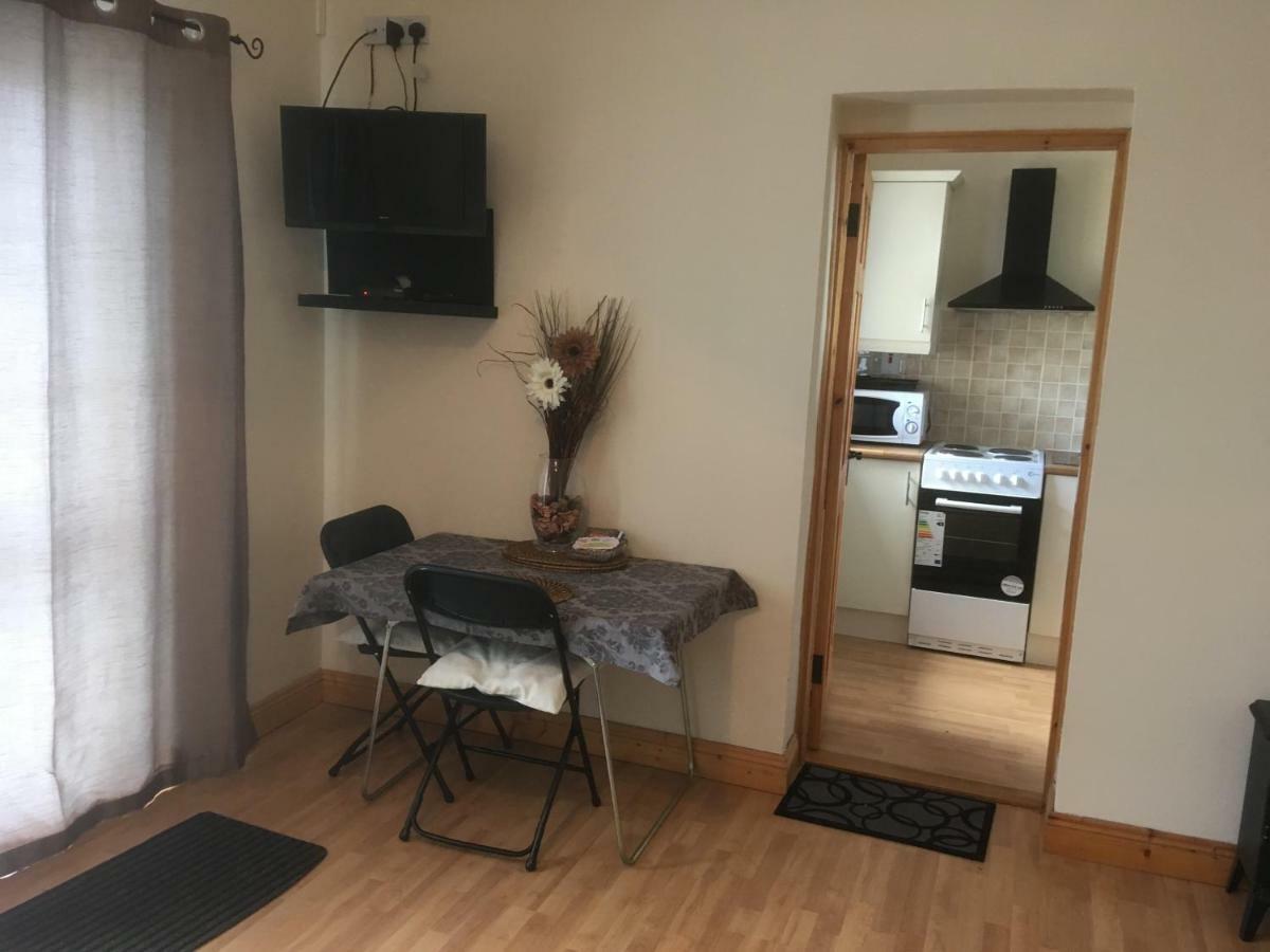 Baurleigh Studio Apartment P72F340 Lissaphooca Cross Roads Eksteriør bilde