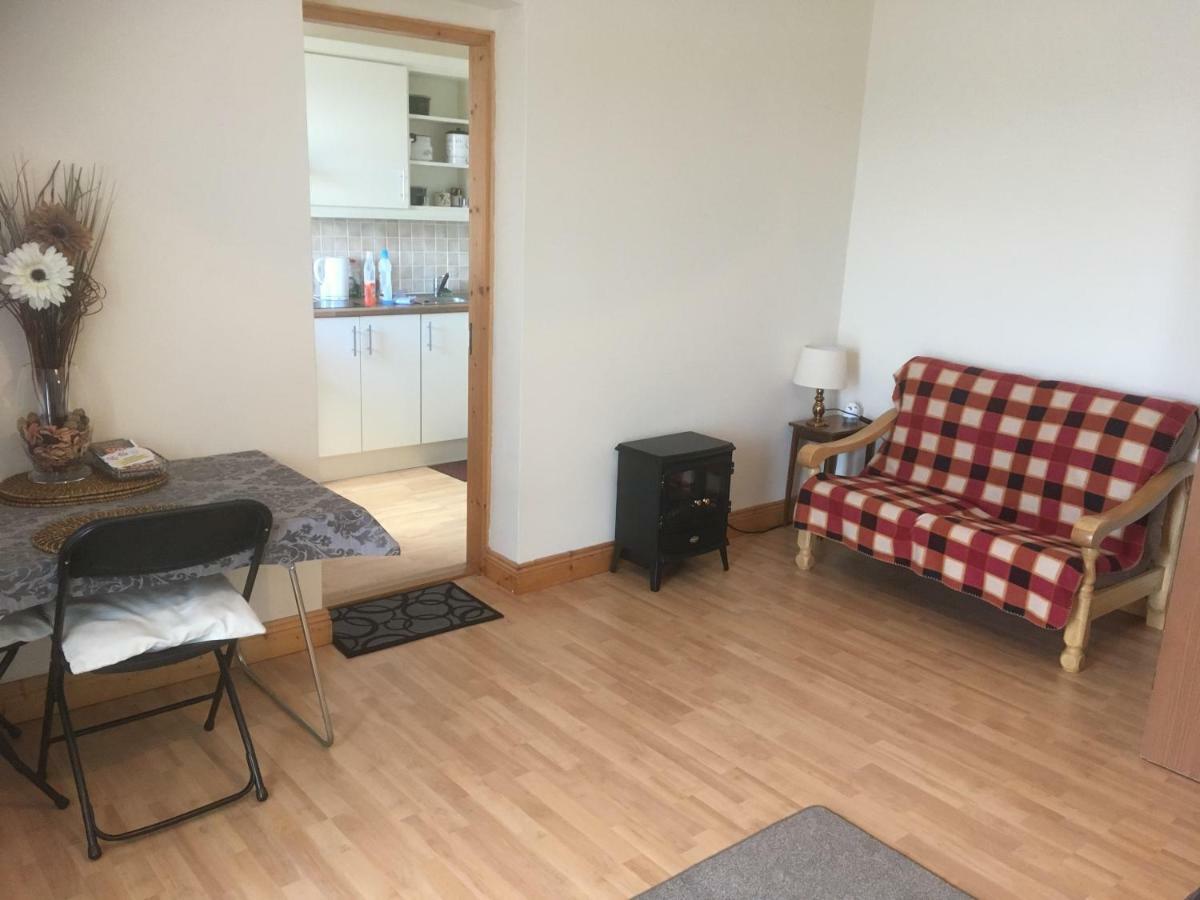 Baurleigh Studio Apartment P72F340 Lissaphooca Cross Roads Eksteriør bilde